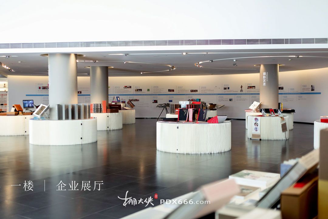 一楼 企业展厅照片 (2).jpg